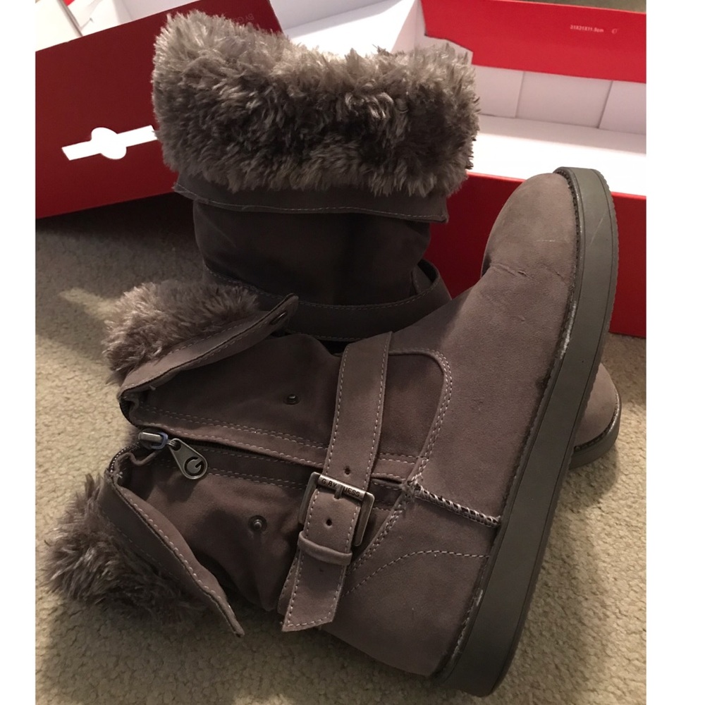 Guess Fur Boots. Size7.5